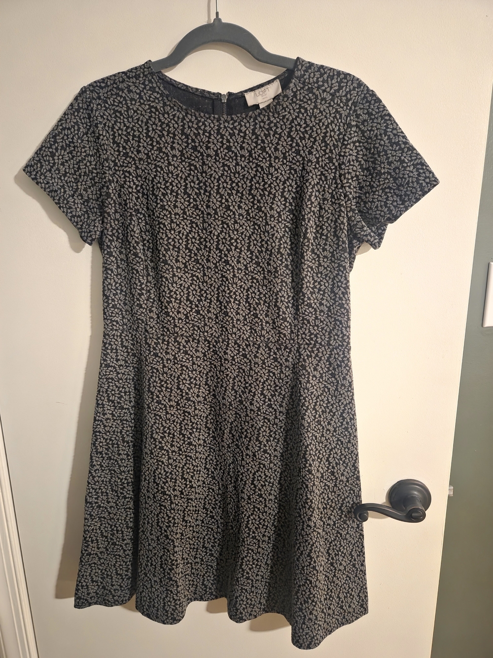 LOFT Navy and Cream Short-Sleeve Floral A-Line Dress